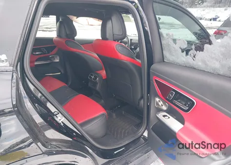 2024 Mercedes-Benz Glc 300 4Matic Suv z USA, uszkodzony, nr VIN W1NKM4HB9RF140979